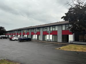 thumbnail: Exterior