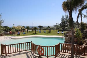 thumbnail: Outdoor pool