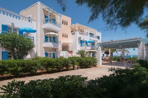 thumbnail: Front of property
