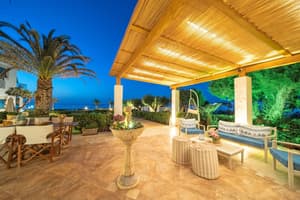 thumbnail: Terrace/patio