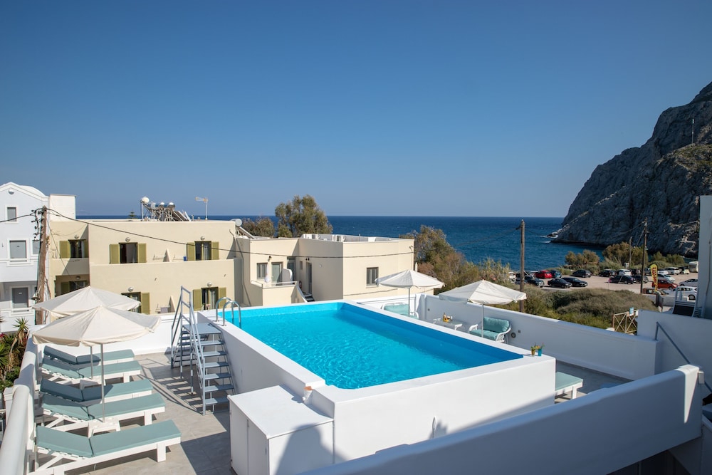 Rooftop pool