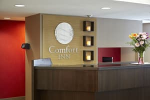 thumbnail: Concierge desk