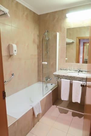 thumbnail: Bathroom