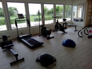 thumbnail: Gym