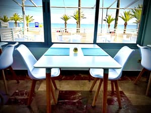thumbnail: Restaurant