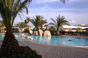 thumbnail: Outdoor pool