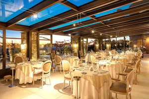 thumbnail: Restaurant