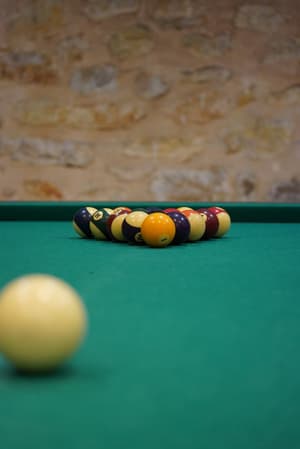thumbnail: Billiards