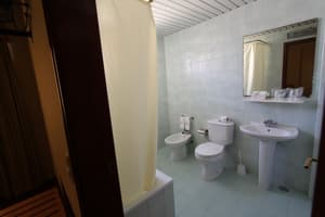 thumbnail: Bathroom sink