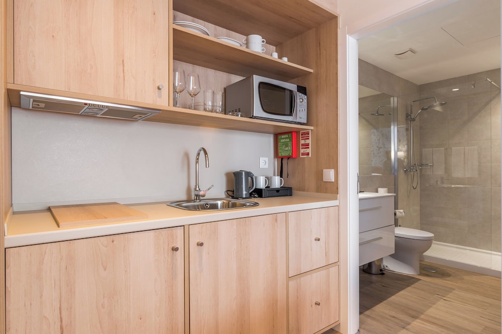 Private kitchenette