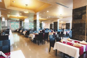 thumbnail: Restaurant