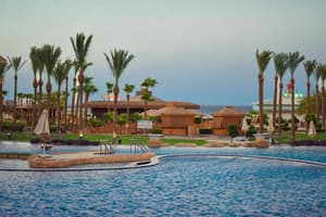 thumbnail: Outdoor pool