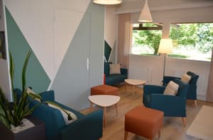 thumbnail: Reception