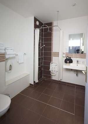 thumbnail: Bathroom