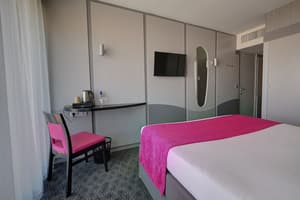 thumbnail: Room