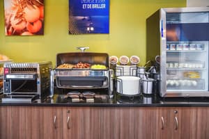 thumbnail: Breakfast buffet