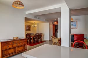 thumbnail: Restaurant-cafeteria