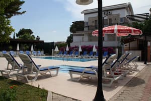 thumbnail: Pool