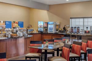thumbnail: Breakfast area