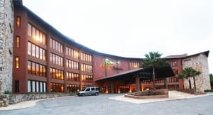 thumbnail: Exterior
