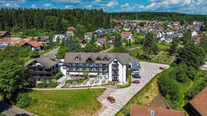 thumbnail: Front of property