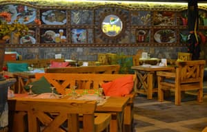 thumbnail: Interior