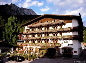 thumbnail: General view