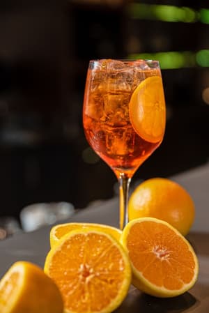thumbnail: Bar (on property)