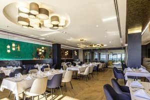 thumbnail: Restaurant