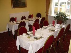 thumbnail: Restaurant