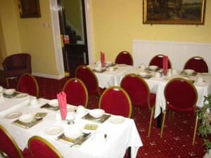 thumbnail: Restaurant