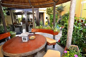 thumbnail: Terrace/patio