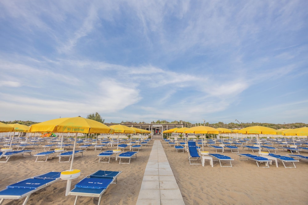 Beach bar