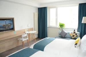 thumbnail: Room