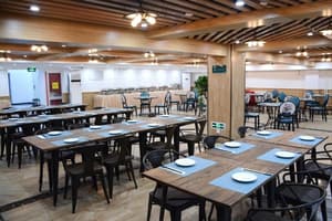 thumbnail: Restaurant