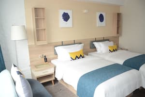 thumbnail: Room