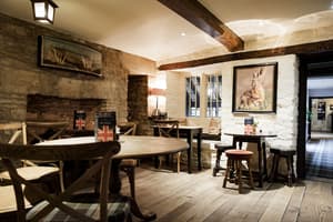 thumbnail: Bar (on property)