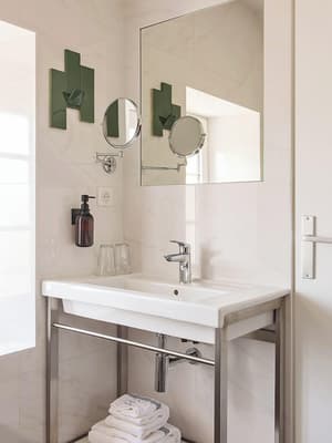 thumbnail: Bathroom