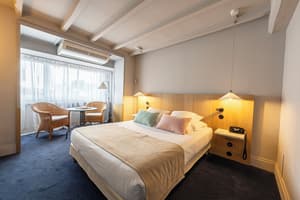 thumbnail: Room