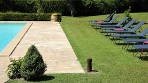 thumbnail: Exterior