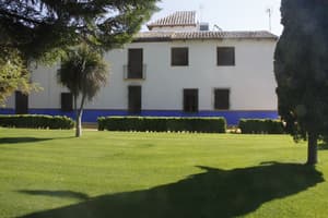 thumbnail: Exterior