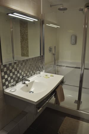thumbnail: Bathroom