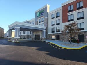 thumbnail: Exterior