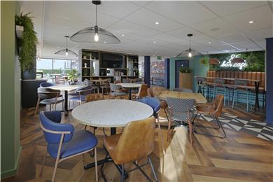 Dining,Dining Area,Restaurant,On-Site
