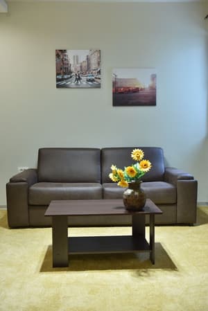 thumbnail: Lobby sitting area