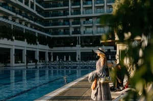 thumbnail: Pool