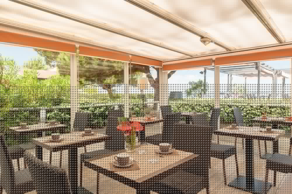 Restaurant-cafeteria