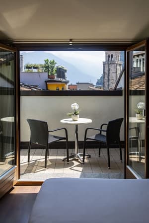 thumbnail: Balcony