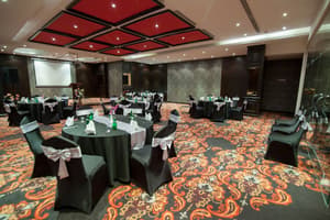 thumbnail: Banquet hall