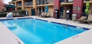 thumbnail: Outdoor pool